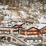 Maison Carrel Elegant 8 Апартаменти *